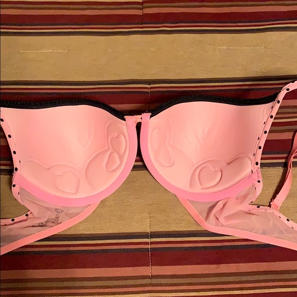 Victoria Secrets Bra - 36D - Picture 3 of 4